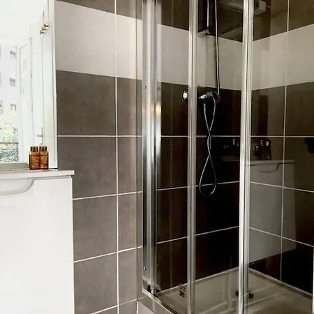 Charming Bright Sunny Near Canal St Martin * Párizs