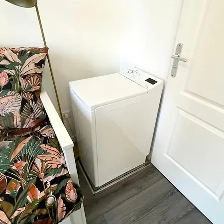 Charming Bright Sunny Near Canal St Martin Apartman